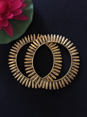 https://www.bigindia.com/storage//uploads/products/1621057726.jpg