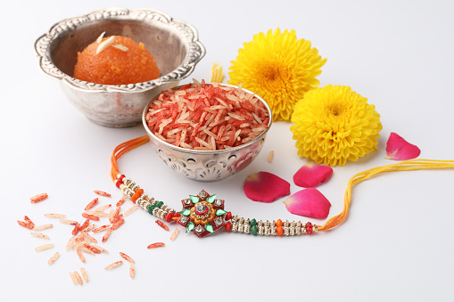https://www.bigindia.com/storage//uploads/products/1624513986.jpg