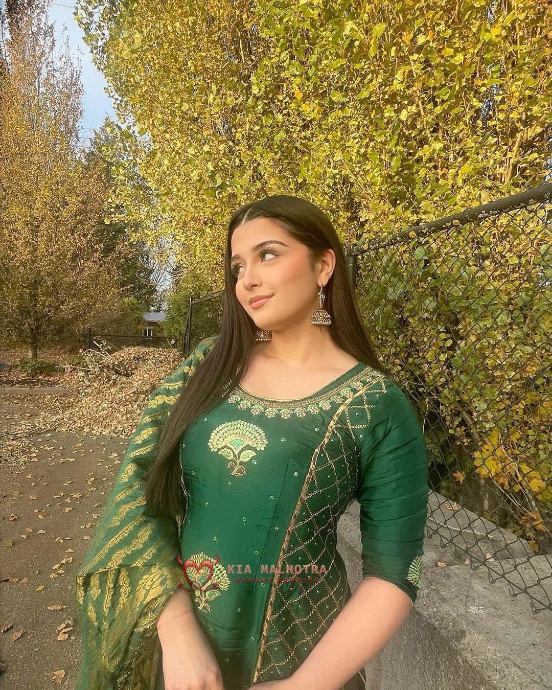  +91-9958337988 Call Girls In Munirka  all Girls In Majnu Ka Tilla Call Girls In D 