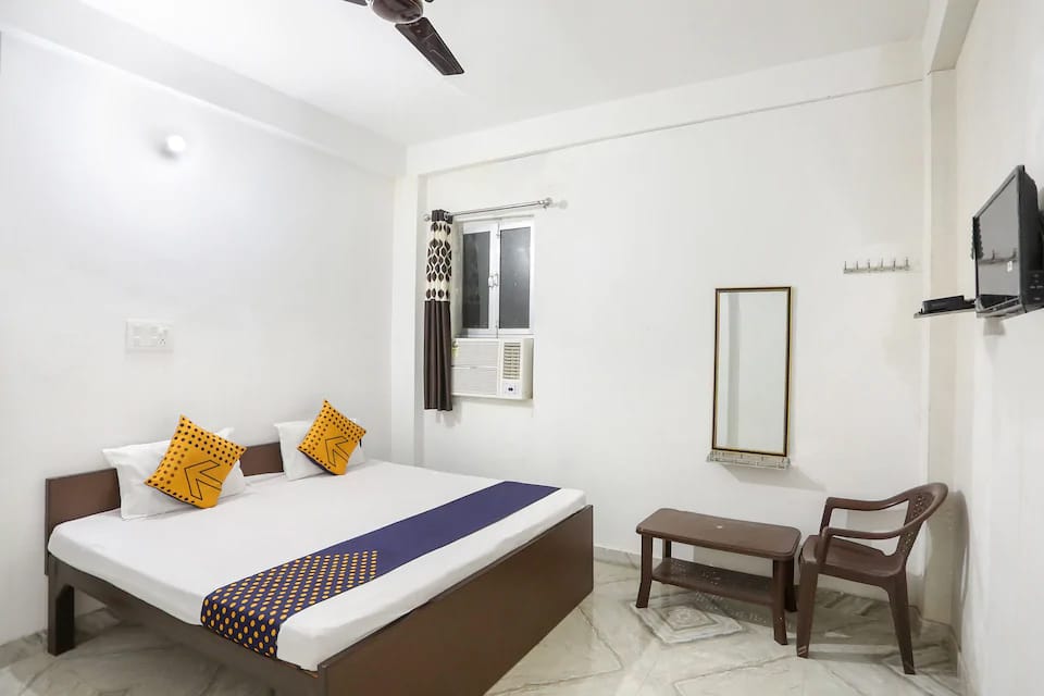 AC ROOMS IN VARANASI, UTTAR PRADESH